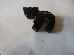 VTG 1940S 1950S EBONY WOOD DOG HAND PAINTED CARVED PIN BROOCH MARTHA SLEEPER