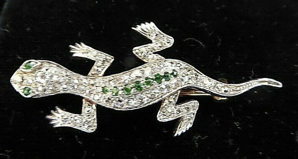 Rare Antique Victorian 18K Gold 0.68ct diamond 0.1ct Demantoid Salamander Pin