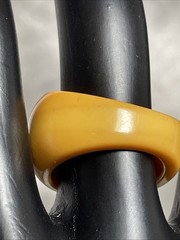 Bakelite Dome Ring-Vintage Art Deco Laminated Two-Tone size 6.75 – 1930’s-40’s
