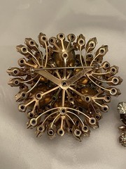 Vintage Gold Tone Root Beer RHINESTONES BROOCH AB & Clear W/CLIP ON EARRINGS