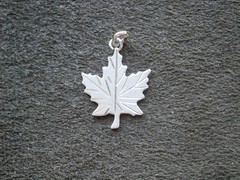 Maple Leaf Canada Vintage Bond Boyd Flat Sterling Silver Bracelet Charm Pendant