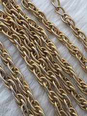 Vintage Casual Corner Gold Tone 34″ Long Chain Necklace Celtic Pendant Dangle