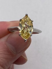 Vintage Avon Marquise-Shape Pale Yellow Stone in Silvertone Ring (Size 7)