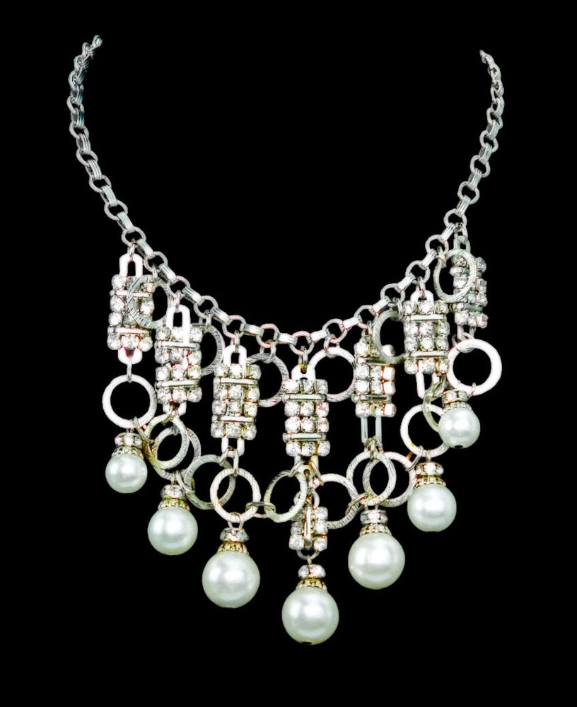 Vintage Crystal Rhinestone & Faux Pearl Dangle Bib Necklace