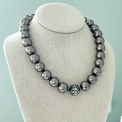 NWT Birch Hill Glass Faux Pearl Chunky Gray Beaded Statement Necklace