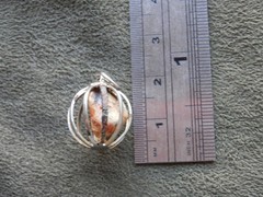 Granite with Iron Ore Veins in ‘Rusted’ Cage Vintage Silvertone Pendant 1.8g