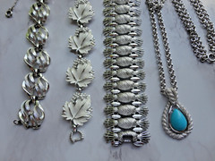 LOT OF 4 VTG SARAH COV CORO AVON SILVERTONE ENAMEL FAUX STONE BRACELETS NECKLACE