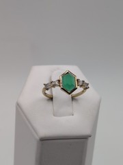 Vintage ES Simulated Emerald And Diamond Gold Over Sterling Silver Ring Size 7