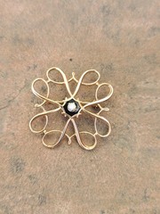 VTG AVON 10k Solid Yellow Gold Genuine Diamond & Onyx Pendant Pin Brooch 2.66gr