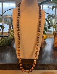Stunning Heavy Knotted 34″ VTG Leopard Jasper w/ Goldtone Spacers. No Clasp