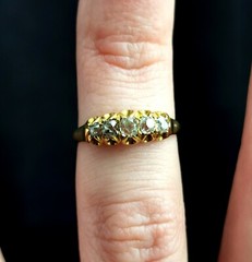 Antique five stone diamond ring, 18ct gold, Victorian