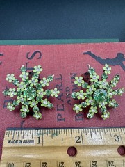 Vintage 1960’s Green Large Floral Rhinestone Flower Cip-on Earrings Sparkles MOD
