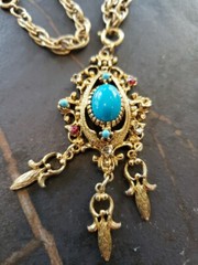 Vintage Celebrity turquoise Blue Pendant Gold rope Twist Chain 30″ Costume Jewel