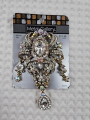 Vintage Ornate Gold Tone Rhinestone Statement Piece Brooch Pendant Pin Stunning