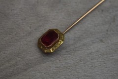 Vintage 10K Yellow Gold Red Pink Stone Stick Pin Hat Pin 1.28g Victorian Antique