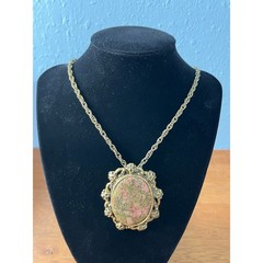 VTG Unakite Jasper Cabochon 2 in 1 Pendant Brooch Necklace Gold Tone Victorian