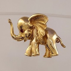 Vintage 14k Elephant Brooch with Red Eyes. High Polish and Textured. 4.8 Grams.