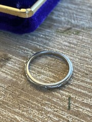 18k White Gold Band Antique Vintage Engraved Stackable Ring Band 2mm US 6.25