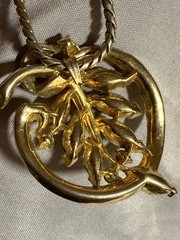 EXQUISITE 1950 CROWN TRIFARI PHILIPPE GOLD PLATED RHINESTONE FLORAL NECKLACE