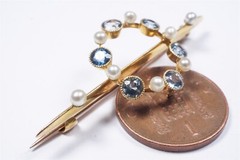 QUALITY ANTIQUE ENGLISH 15K GOLD AQUAMARINE & PEARL BROOCH c1910