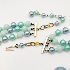 Aqua Teal Blues Multi Color Graduated Triple Strand Bead Vtg MCM Necklace Japan