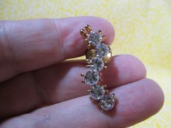 VTG Gold Tone Clear Glass Stone Centipede Brooch Scarf Lapel Tac Pin / 4E
