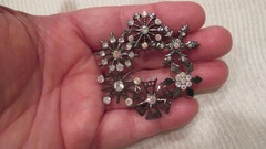 Beautiful Vintage Gunmetal Black Aurora Borealis Rhinestone Snowflake Brooch KC