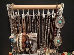 Vintage Jewelry Lot Earring Necklace Bracelet Over 6lbs + Estate Mix PLS READ