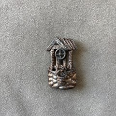 Vintage Pin Wishing Well W/Swinging Bucket Copper