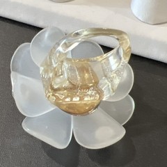 Lucite Plastic Flower Ring Size 7