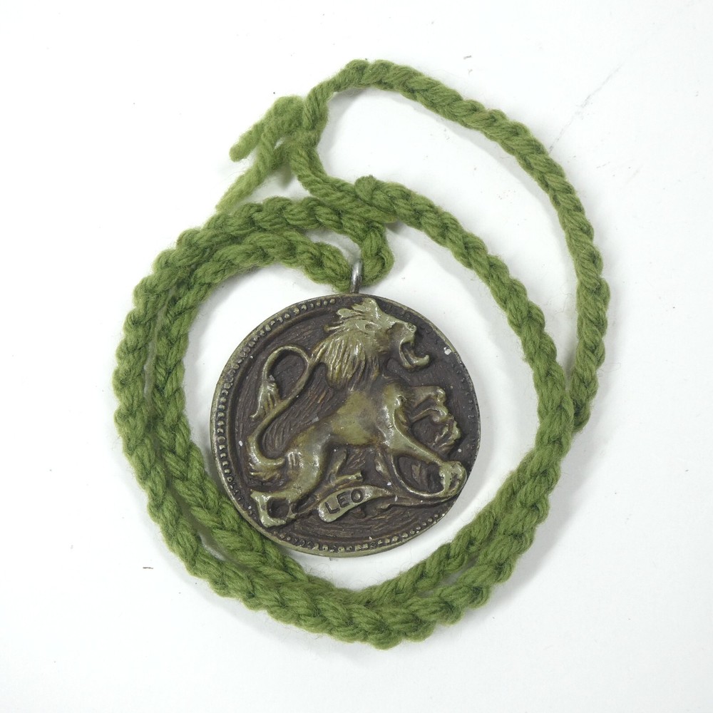 Leo Lion Zodiac Pendant Handmade Clay Vintage Green MCM 1970s 1980s Retro
