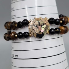 Lee Sands Bracelet Lion Face Zodiac Leo Tiger’s Eye Bead Stretch 6.25″