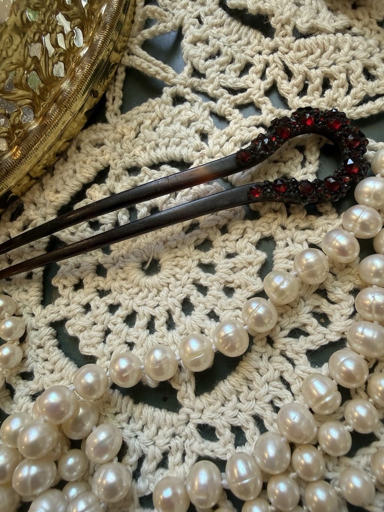 Victorian Hair Ornament Comb Red Garnet Tortoise Shell Pick. Estate Jewelry. Vtg