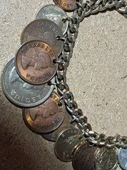 VTG 1950’S 60’S Coins of the World Charm Bracelet S. Africa Mexico