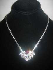 VINTAGE EISENBERG ICE CLEAR AND PURPLE RHINESTONE 18″ NECKLACE