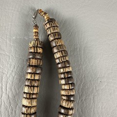 Vintage Giraffe Necklace Pendant Hand Carved Wood Bead Tribal Safari 30″