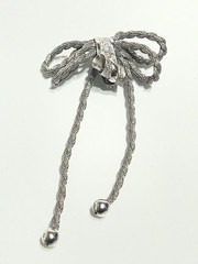 Vintage Silver Tone Woven Mesh Ribbon Bow Brooch Pin Dangle Tassel Retro 1970s