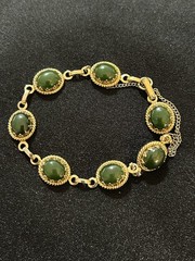 Vintage Gold Plated Nephrite Jade Link Bracelet Oval Cabochon Safety Chain 7″