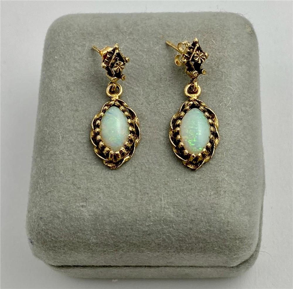 1960’s Natural Vintage Natural Oval Opal Cabochon 14K Gold Drop Dangle Earrings