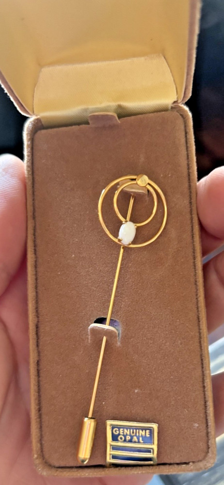 Vintage Deltah 12k Gold Filled Stick pin hat pin with Genuine opal unused box