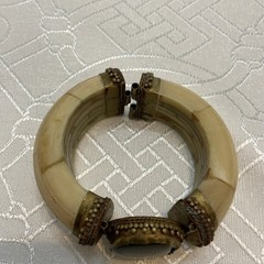 Vintage India Inlaid Bone Horn Brass Hinged Cabochon Gem Bracelet Clamper Close