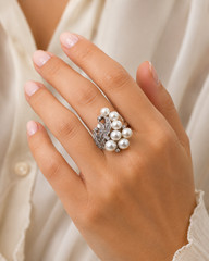 Vintage 14kt White Gold Pearl and Diamond Ring 8.8 grams Size 7