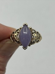 Vtg IWI 10K Yellow Gold Marquise Cut Lavender Jade Ring size 8.5