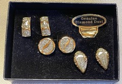 EVAN ST CLAIR 3 Pairs Clip On Earrings Gold Tone Diamond Dust, Vintage MCM, NOS