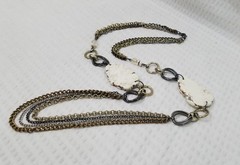 Vtg Howlite Slabs With Mixed Gold Tone Black & Silver Tone Multi Strand Necklace