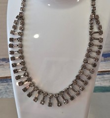 VINTAGE-RETRO STUNNING 1950’s Rhinestone Cocktail Icy Drip Necklace 16 in