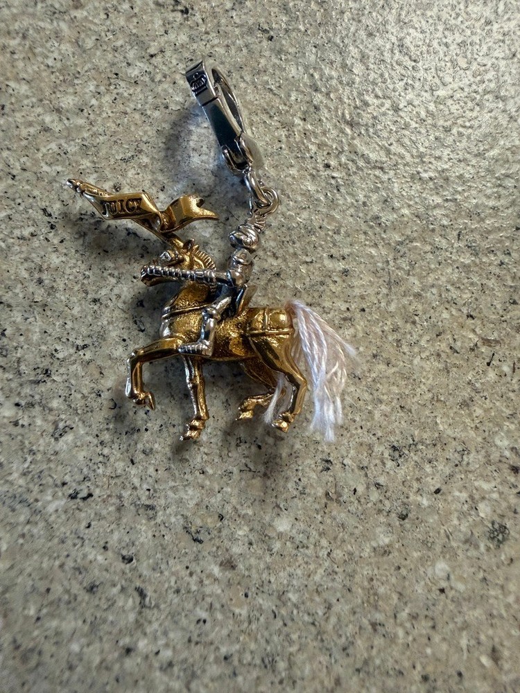 JUICY COUTURE RARE CHARM 2005 RETIRED Medieval Knight on Horse. SIGNED