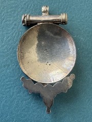 VINTAGE NAVAJO ZUNI ARTIST DONNA BESSELENTE .925 STERLING SILVER CORAL PENDANT