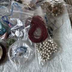 Huge Vintage Costume Jewelry Lot. $900+ Retail. Too For Pictures-107 Pieces