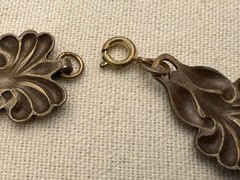 Vintage Art Nouveau revival 1950s-1960s Floral Leaf Motif Link Bracelet- Estate